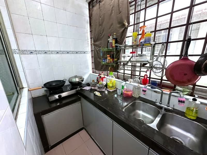 Taman Seri Orkid untuk Untuk Dijual - RM 649,000, Feb 2026 - Kitchen - PropertyGuru.com.my