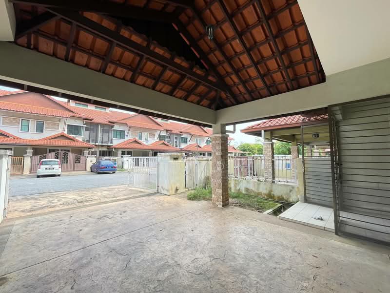 2-storey Terraced House for Sale in Alam Impian (Shah Alam) - Alex Tong - Exterior - PropertyGuru.com.my