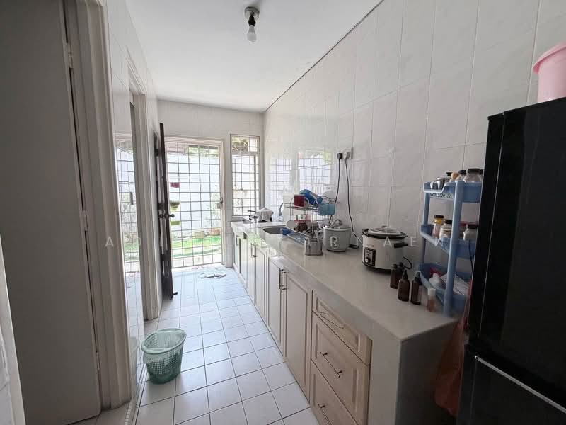 2-storey Terraced House for Sale in Kota Damansara (Selangor) - Adi Zulkarnaen - Kitchen - PropertyGuru.com.my