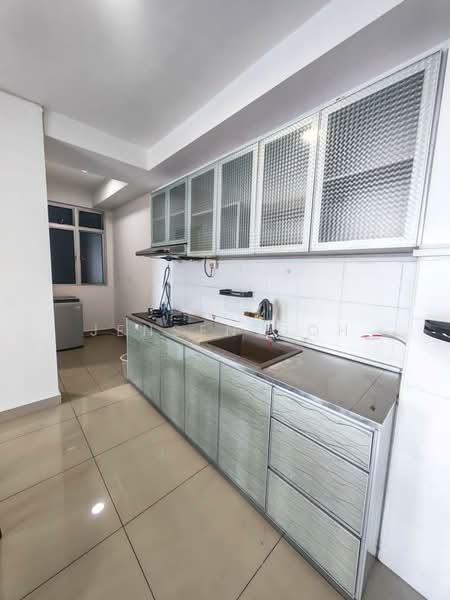 Service Residence for Sale at D'Ambience Residences (Pangsapuri Ikatan Flora) - Jensen Goh - Kitchen - PropertyGuru.com.my