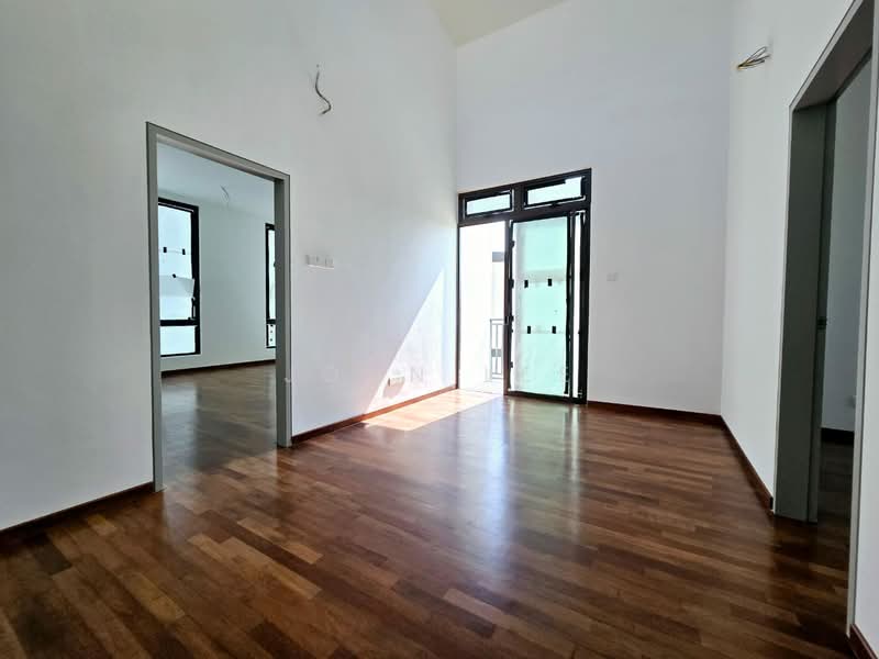 2-storey Terraced House for Sale in Bandar Kinrara Seksyen 8 (Bandar Kinrara) - John Lee - Living Room - PropertyGuru.com.my