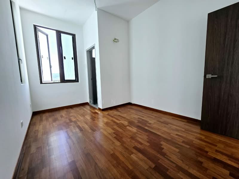 2-storey Terraced House for Sale in Bandar Kinrara Seksyen 8 (Bandar Kinrara) - John Lee - Interior - PropertyGuru.com.my