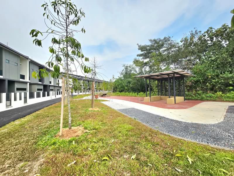 2-storey Terraced House for Sale in Bandar Kinrara Seksyen 8 (Bandar Kinrara) - John Lee - Exterior - PropertyGuru.com.my