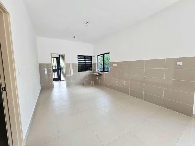 2-storey Terraced House for Sale in Bandar Kinrara Seksyen 8 (Bandar Kinrara) - John Lee - Kitchen - PropertyGuru.com.my