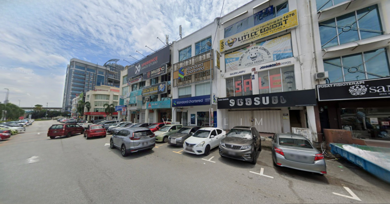 Shop for Rent in Bandar Puteri Puchong (Puchong) - ViiVii Lim - Exterior - PropertyGuru.com.my
