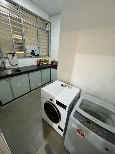 Condominium for Rent at Platinum OUG Residence - Azura Hariri - Kitchen - PropertyGuru.com.my