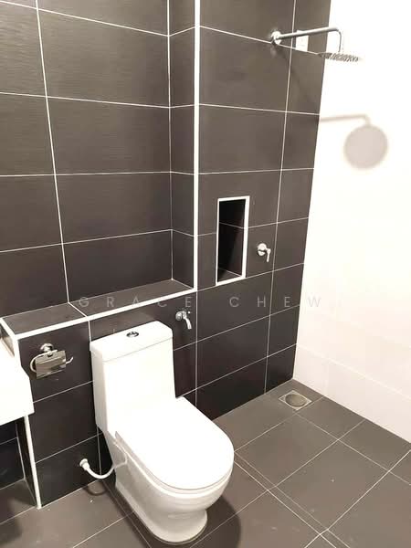 Eco Tropics untuk Untuk Disewa - RM 2,300 /bulan, Mac 2026 - Bathroom - PropertyGuru.com.my