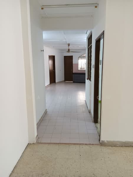 1-storey Terraced House for Rent in Taman Bukit Cheras (Cheras) - Kwai Mui Low - Corridor - PropertyGuru.com.my