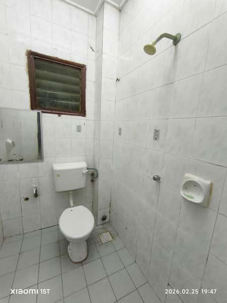 2-storey Terraced House for Rent in Kapar (Selangor) - Lue . - Bathroom - PropertyGuru.com.my