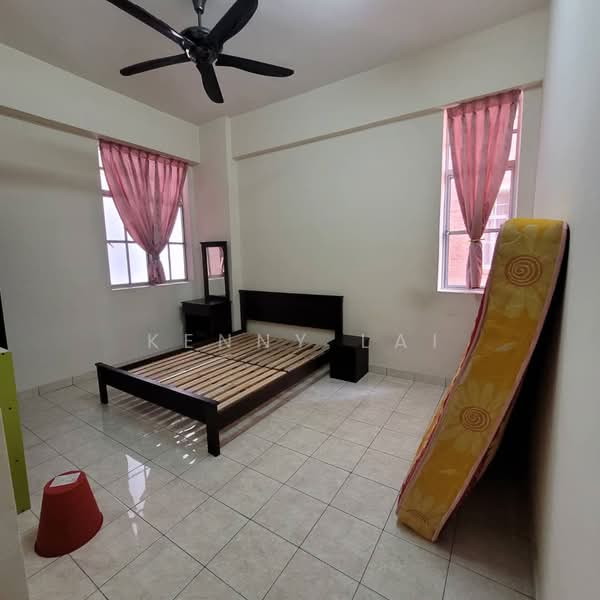 Condominium for Sale at Greenview Residence - Kenny Lai - Bedroom - PropertyGuru.com.my