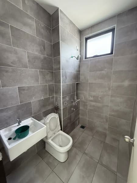 Cluster House for Sale in Iskandar Puteri (Nusajaya) (Johor) - Katherine Low - Bathroom - PropertyGuru.com.my