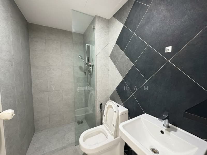 Condominium for Sale at Trinity Lemanja - Yi Jun Cham - Bathroom - PropertyGuru.com.my