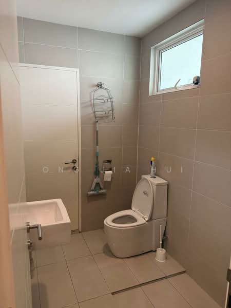 Hijayu 3 untuk Untuk Disewa - RM 4,500 /bulan, Mac 2026 - Bathroom - PropertyGuru.com.my
