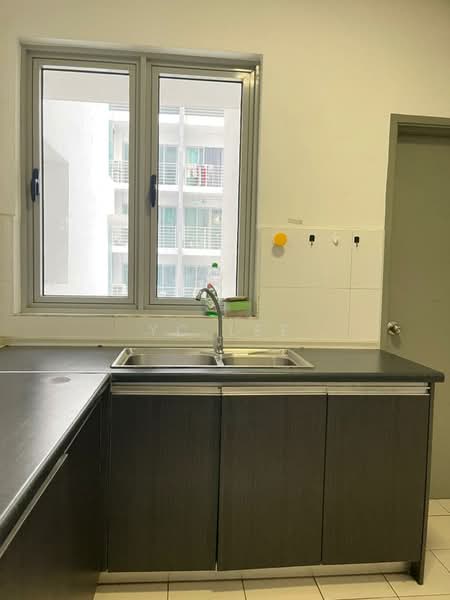 Service Residence for Rent at Greenz (Residensi Flora) @ One South - YC Lee - Kitchen - PropertyGuru.com.my