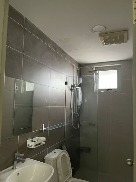 Service Residence for Rent at Greenz (Residensi Flora) @ One South - YC Lee - Bathroom - PropertyGuru.com.my