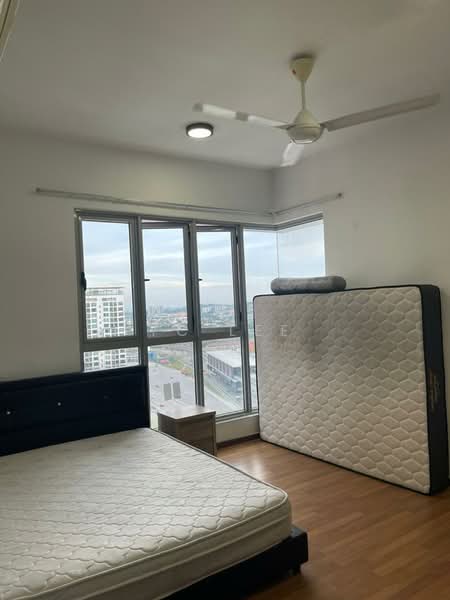 Service Residence for Rent at Greenz (Residensi Flora) @ One South - YC Lee - Bedroom - PropertyGuru.com.my