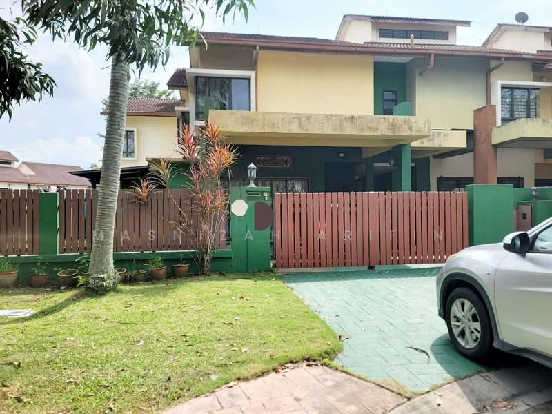 2-storey Terraced House for Sale in Shah Alam (Selangor) - Masnizah Arifin - Exterior - PropertyGuru.com.my