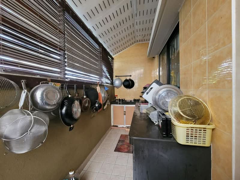 2-storey Terraced House for Sale in Shah Alam (Selangor) - Masnizah Arifin - Kitchen - PropertyGuru.com.my