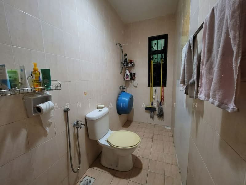 2-storey Terraced House for Sale in Shah Alam (Selangor) - Masnizah Arifin - Bathroom - PropertyGuru.com.my