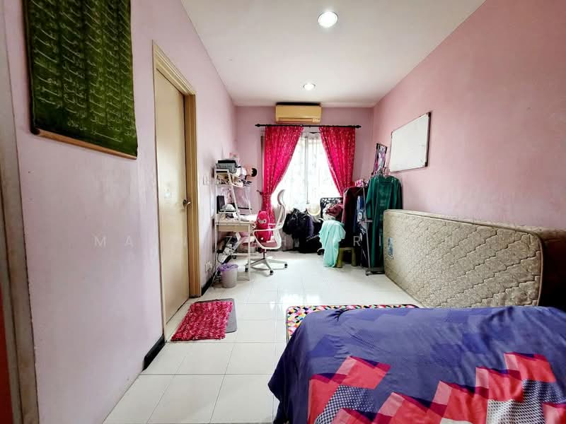 2-storey Terraced House for Sale in Shah Alam (Selangor) - Masnizah Arifin - Bedroom - PropertyGuru.com.my