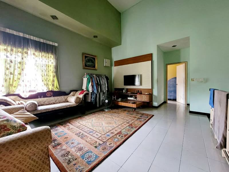 2-storey Terraced House for Sale in Shah Alam (Selangor) - Masnizah Arifin - Living Room - PropertyGuru.com.my