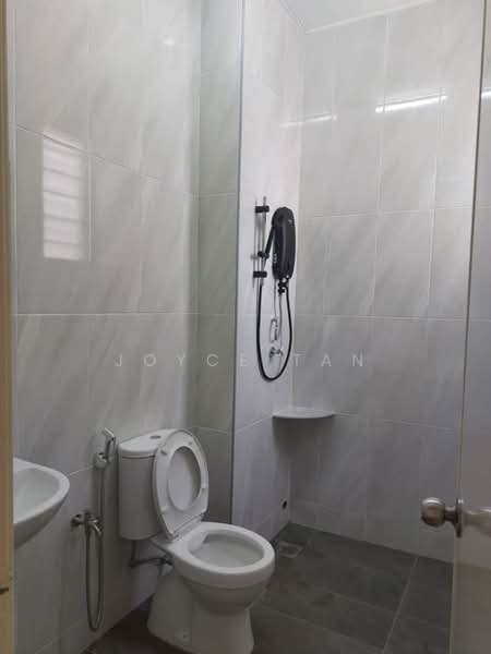 BK4 (Bandar Kinrara 4) untuk Untuk Disewa - RM 2,200 /bulan, Mac 2026 - Bathroom - PropertyGuru.com.my