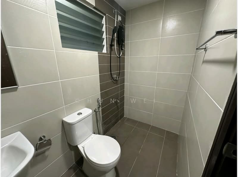 Condominium for Rent at Paraiso Residence @ The Earth - Chun Wei - Bathroom - PropertyGuru.com.my
