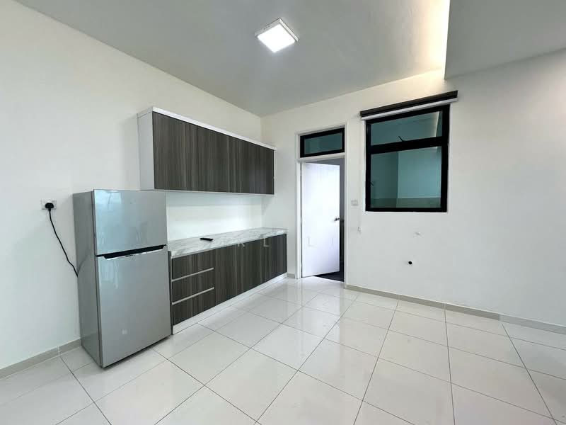 Sky Loft Premium Suites untuk Untuk Dijual - RM 680,000, Feb 2026 - Kitchen - PropertyGuru.com.my