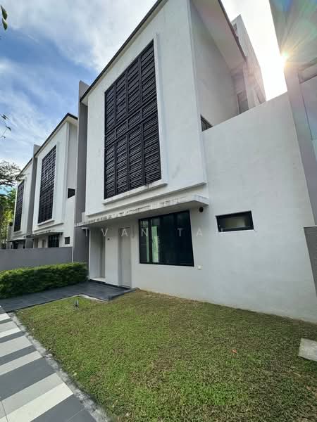 Bungalow for Sale in Taman Danau Desa (Taman Desa) - Ivan Tan - Exterior - PropertyGuru.com.my