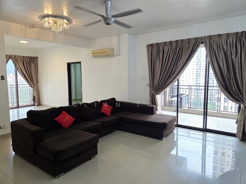 Condominium for Sale at Sri Putramas III / Royal Regent - Julian Tong - Living Room - PropertyGuru.com.my