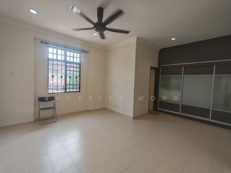 Taman Angkasa Indah untuk Untuk Dijual - RM 799,000, Mac 2026 - Bedroom - PropertyGuru.com.my