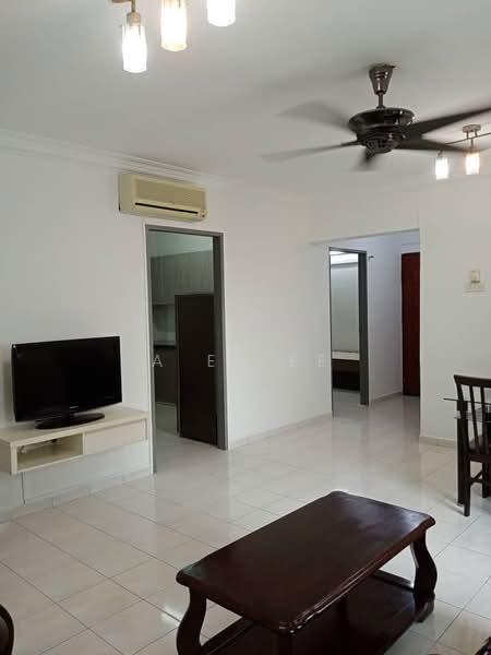 Taman Pekaka Apartment untuk Untuk Disewa - RM 1,600 /bulan, Feb 2026 - Living Room - PropertyGuru.com.my
