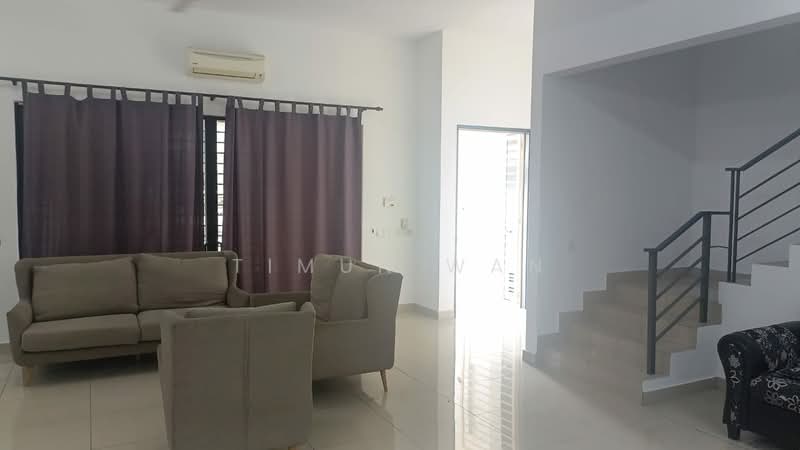 2-storey Terraced House for Rent in Setia Alam (Selangor) - Timun Wan - Living Room - PropertyGuru.com.my