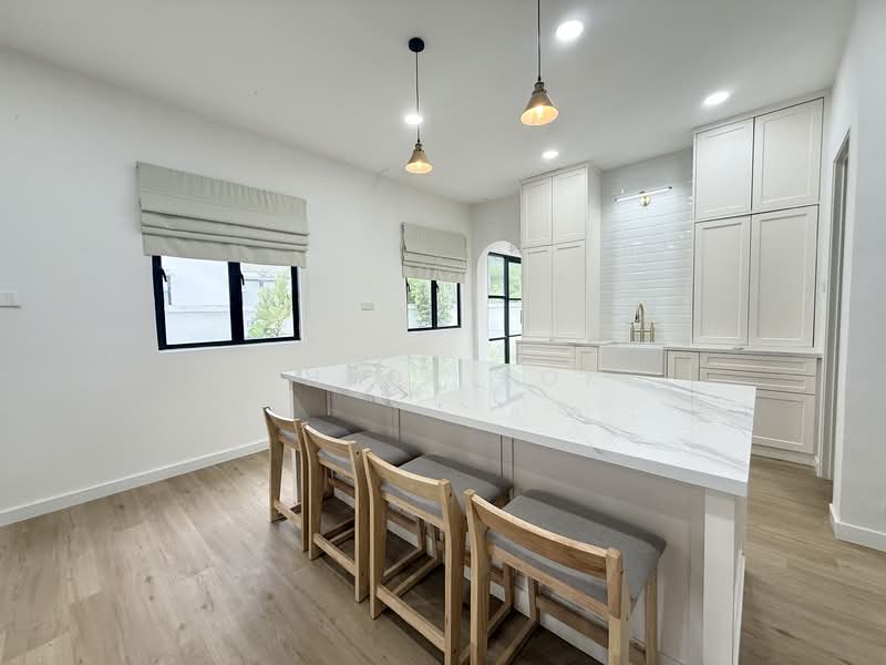Semi-Detached House for Sale in Rawang (Selangor) - Chloe Kok - Kitchen - PropertyGuru.com.my