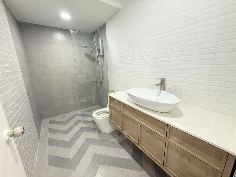 Semi-Detached House for Sale in Rawang (Selangor) - Chloe Kok - Bathroom - PropertyGuru.com.my
