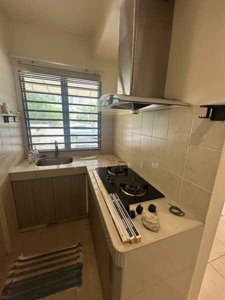 Townhouse for Sale in Kampung Sungai Kayu Ara (Petaling Jaya) - Leon Lim - Kitchen - PropertyGuru.com.my