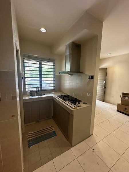 Townhouse for Sale in Kampung Sungai Kayu Ara (Petaling Jaya) - Leon Lim - Kitchen - PropertyGuru.com.my