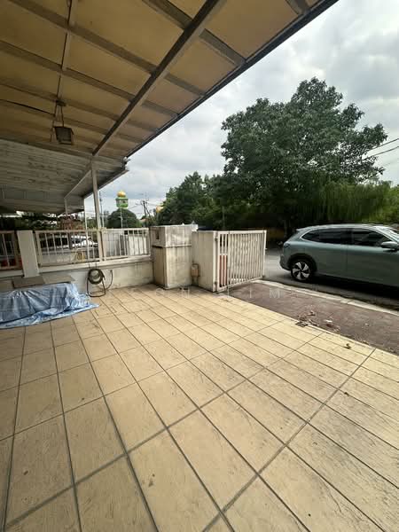 Townhouse for Sale in Kampung Sungai Kayu Ara (Petaling Jaya) - Leon Lim - Exterior - PropertyGuru.com.my