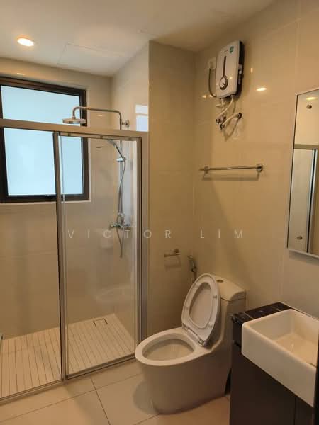 Condominium for Sale at Royal Strand @ Country Garden Danga Bay - Victor Lim - Bathroom - PropertyGuru.com.my