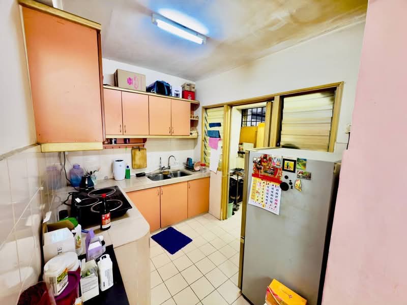 Apartment for Sale at Vista Lavender - Tasya Ruslan - Kitchen - PropertyGuru.com.my