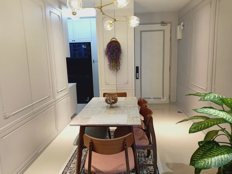 Service Residence for Sale at United Point (Residensi Berpadu) - Yi Jun Cham - Dining Room - PropertyGuru.com.my