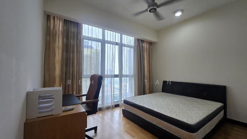 Condominium for Rent at Hampshire Residences - Rehvus Tan - Bedroom - PropertyGuru.com.my