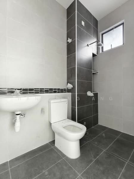 Taman Desa Tebrau untuk Untuk Dijual - RM 1,470,000, Mac 2026 - Bathroom - PropertyGuru.com.my