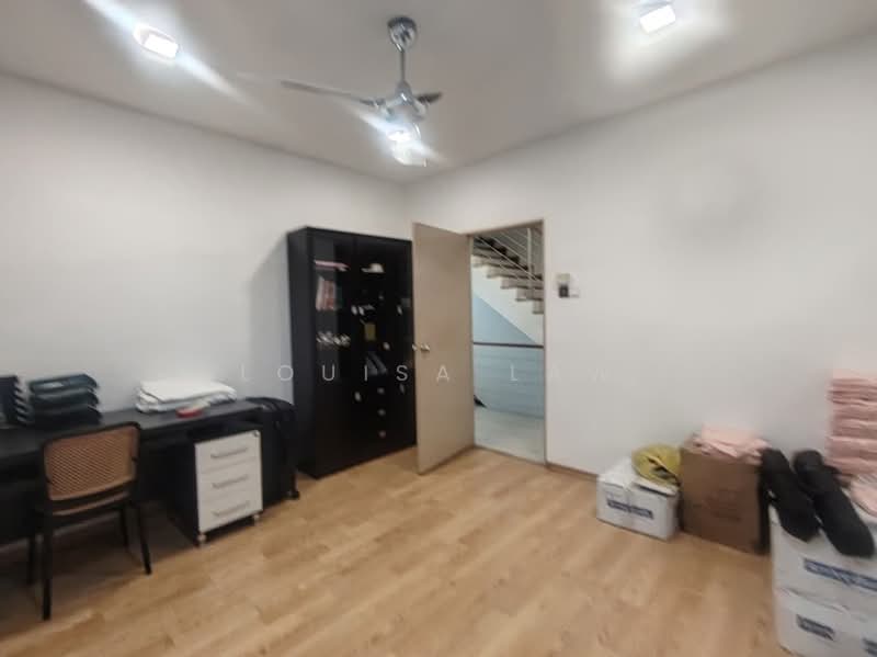 2.5-storey Terraced House for Sale in Taman Bukit Serdang (Seri Kembangan) - Louisa Law - Interior - PropertyGuru.com.my