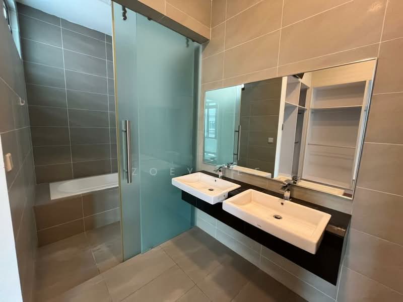 Eco Botanic untuk Untuk Disewa - RM 12,000 /bulan, Mac 2026 - Bathroom - PropertyGuru.com.my