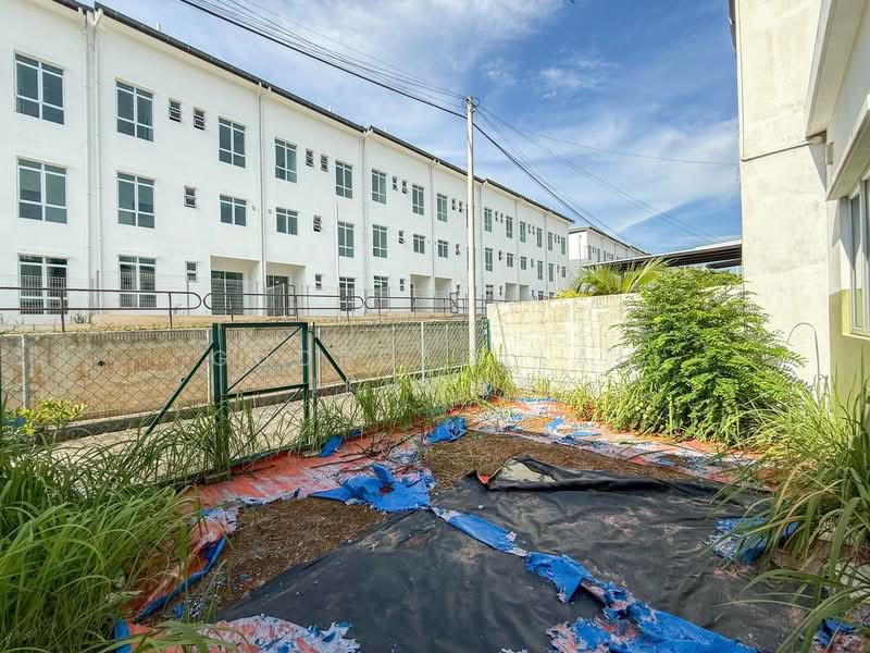 2.5-storey Terraced House for Sale in Sepang (Selangor) - Gudrotullah Ikhwan - Exterior - PropertyGuru.com.my