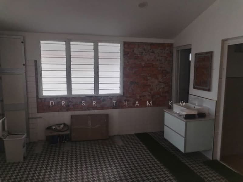 Bungalow for Sale in Ipoh (Perak) - Dr Sr Tham KW - Bathroom - PropertyGuru.com.my