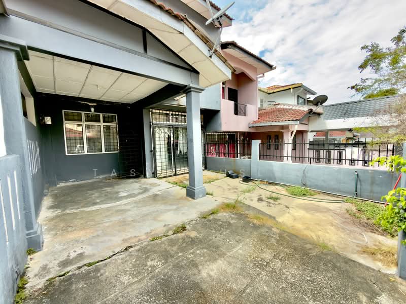 Bandar Baru Salak Tinggi untuk Untuk Dijual - RM 400,000, Mac 2026 - Exterior - PropertyGuru.com.my