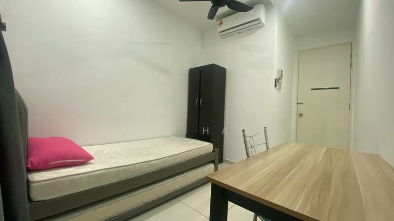 Service Residence for Rent at Kenwingston Skylofts - Chi Hau - Bedroom - PropertyGuru.com.my