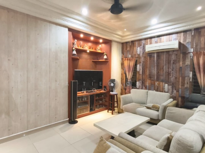 Semi-Detached House for Sale in Seri Aman Heights (Sungai Buloh) - Liza Tieo Quek Hoon - Living Room - PropertyGuru.com.my